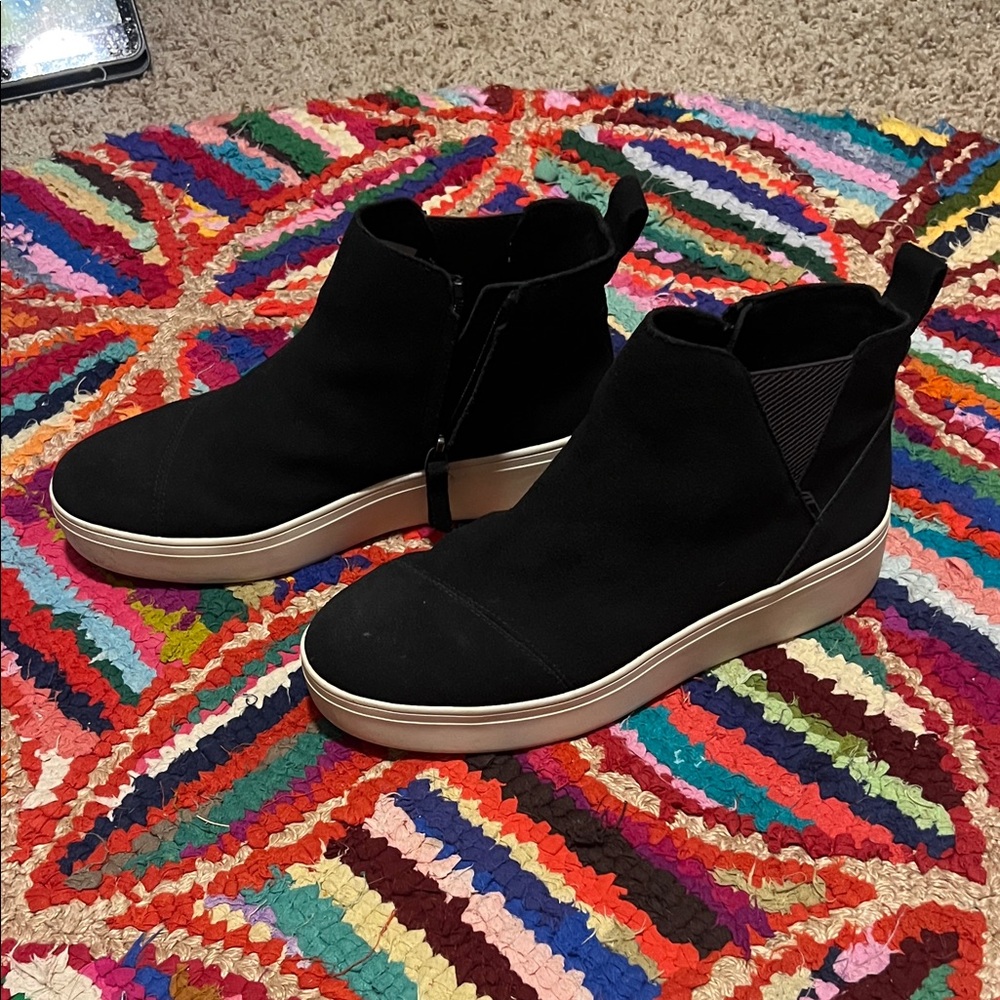 Toms Black Women's Sneakers